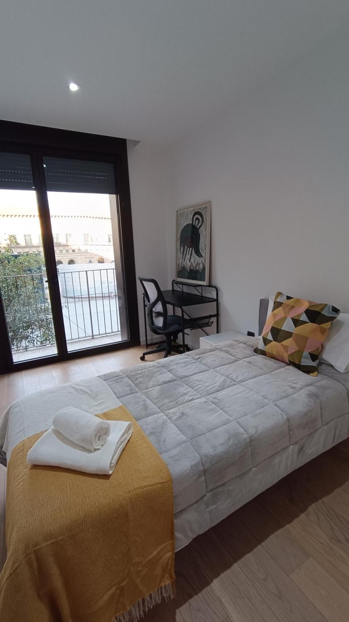 Lc Plaza Del Pilar Apartment Zaragoza Bagian luar foto