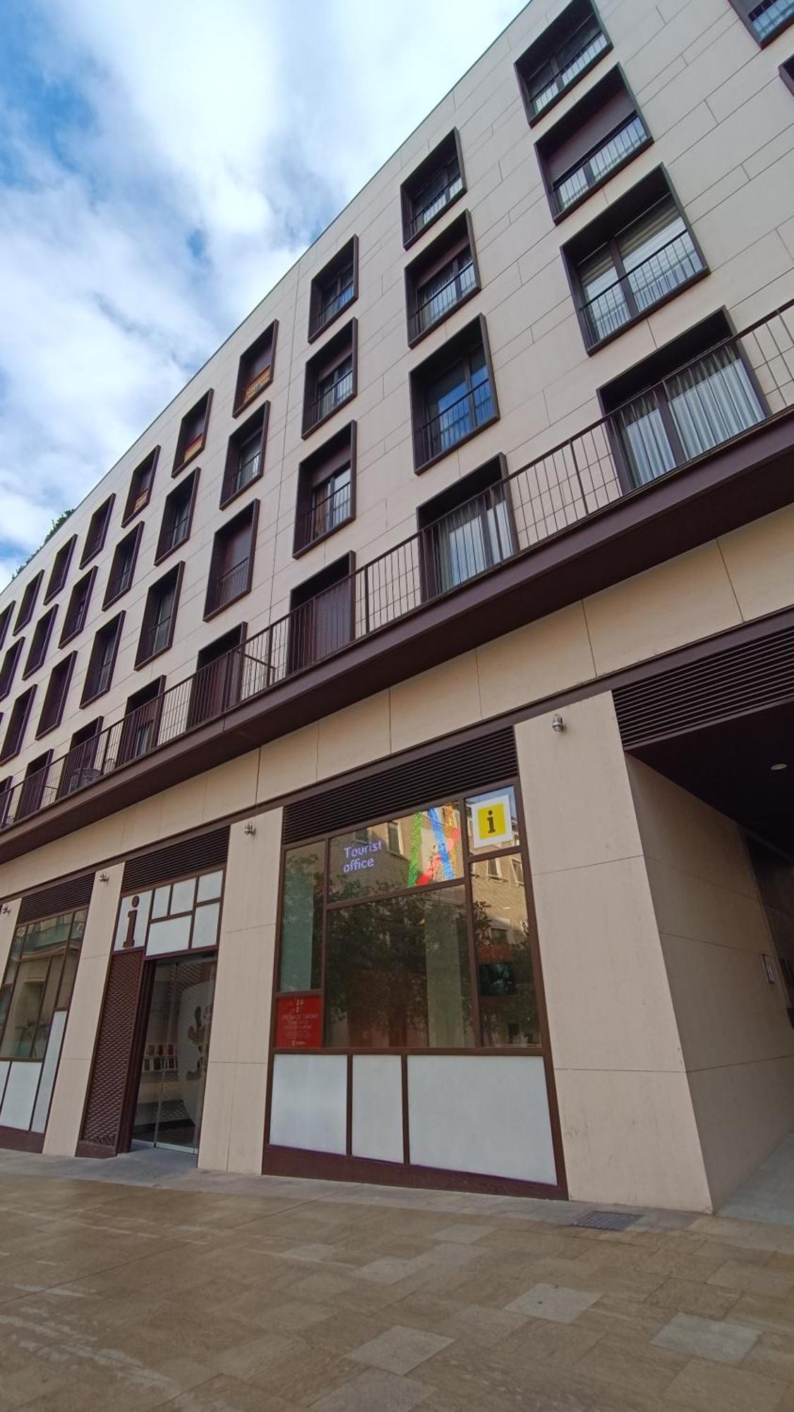 Lc Plaza Del Pilar Apartment Zaragoza Bagian luar foto